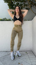 Load image into Gallery viewer, Tan Marble Scrunch Booty Leggings