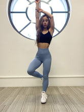 Load image into Gallery viewer, Soft Seamless Scrunch Booty Leggings